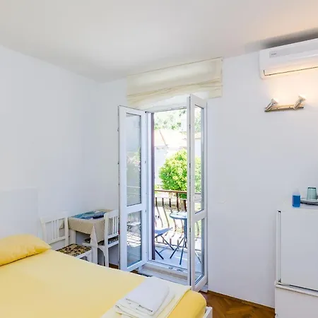 Bruna Guest house 3*
